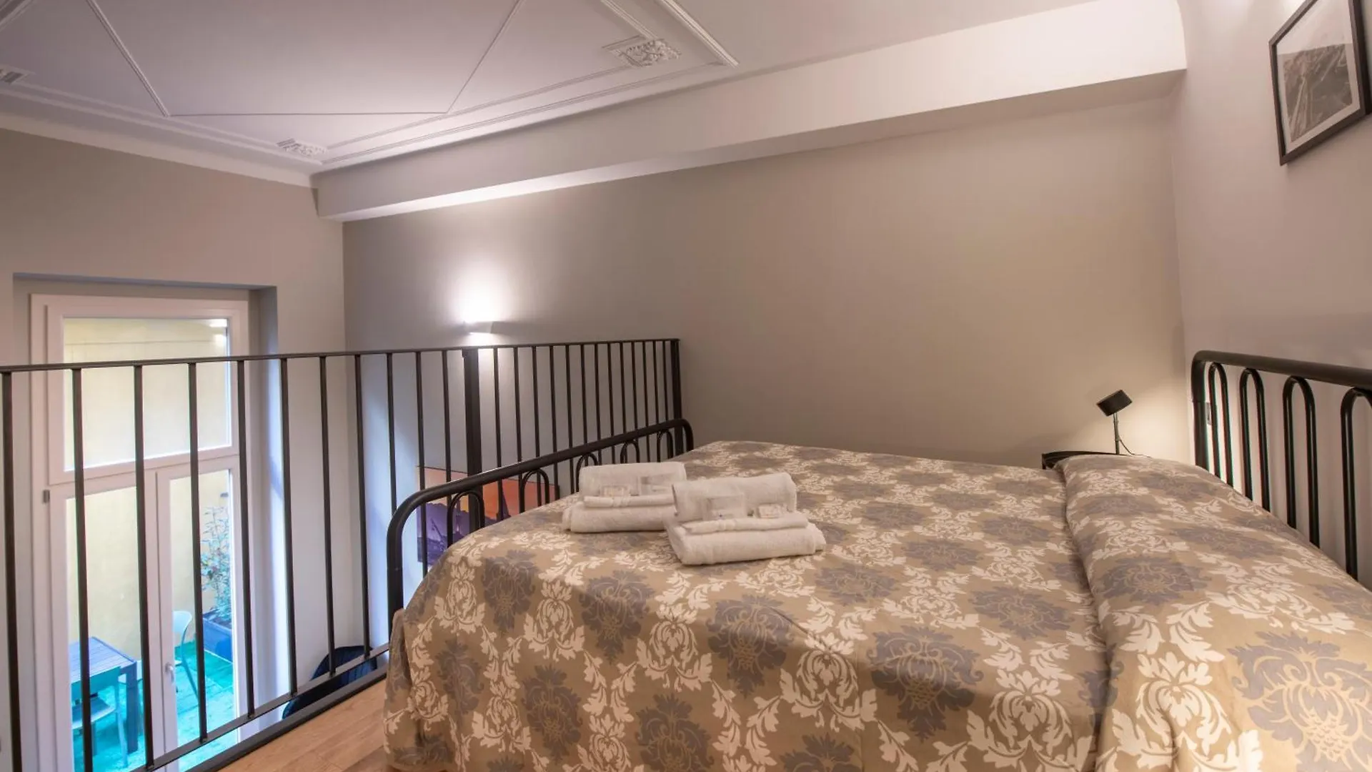 227 - Largo Zecca Luxury Apartment - Nel Cuore Del Centro Di Genova
